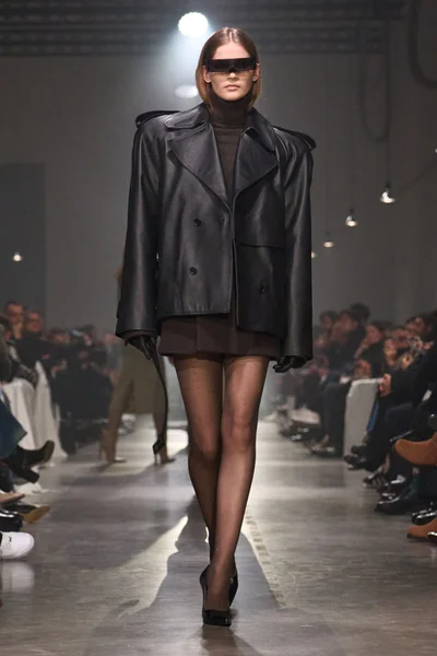 Look 20